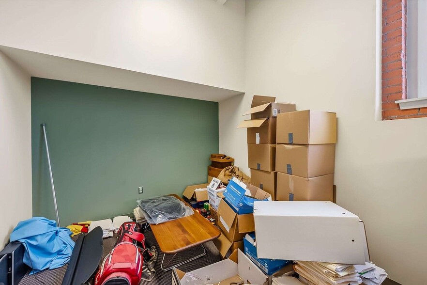 More Photos Of 412 E River St, Elyria Office For Sale