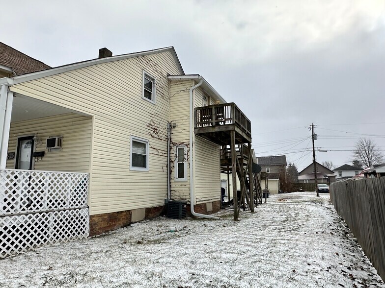 More Photos Of 1831 N C St, Elwood Apartments For Sale