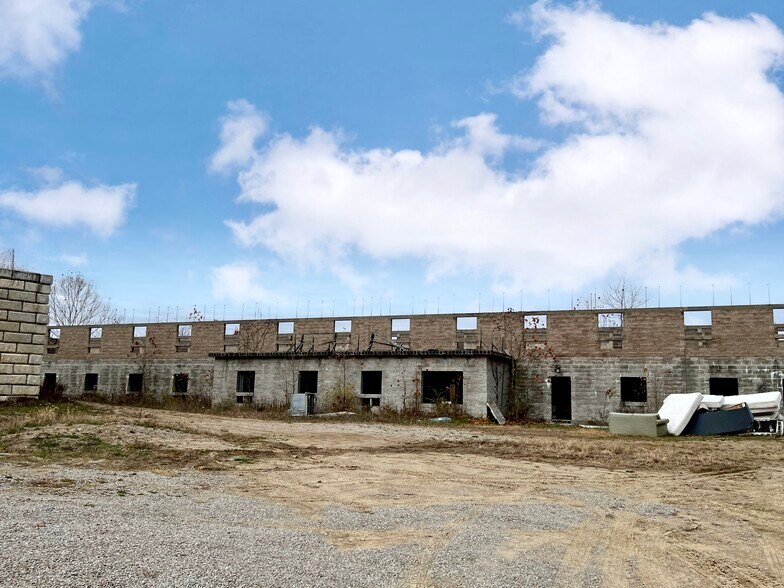 More Photos Of 126 Miller Ln, Waynesburg Hotel For Sale