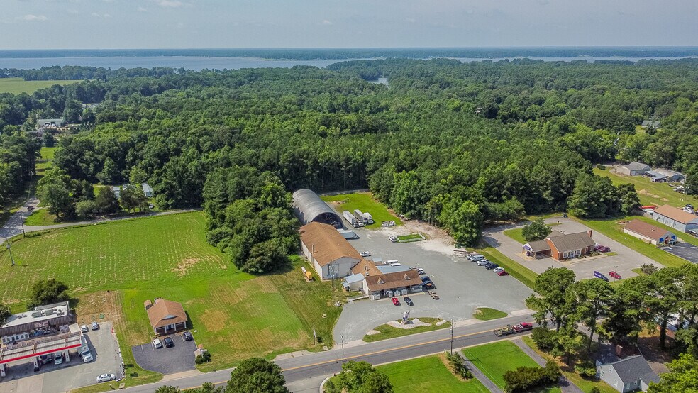 More Photos Of 16552 General Puller Hwy, Deltaville Specialty For Sale