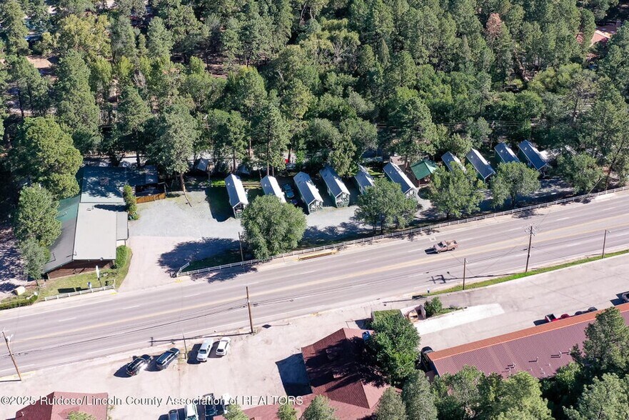 More Photos Of 616 Sudderth Dr, Ruidoso General Retail For Sale