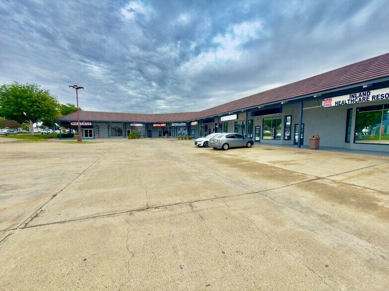 More Photos Of 4651 E Holt Blvd, Montclair Freestanding For Sale