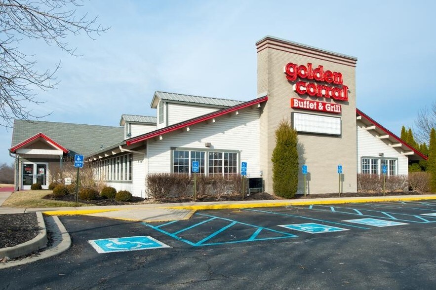 More Photos Of 160 S Marlin Dr, Greenwood Restaurant For Sale