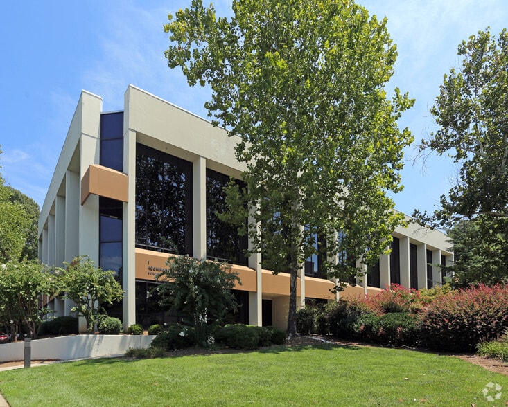 More Photos Of 1 Centerview Dr, Greensboro Unknown For Lease