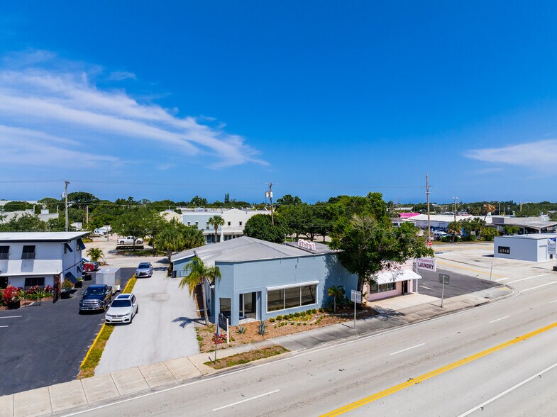 More Photos Of 2216 US 1, Vero Beach General Retail For Sale