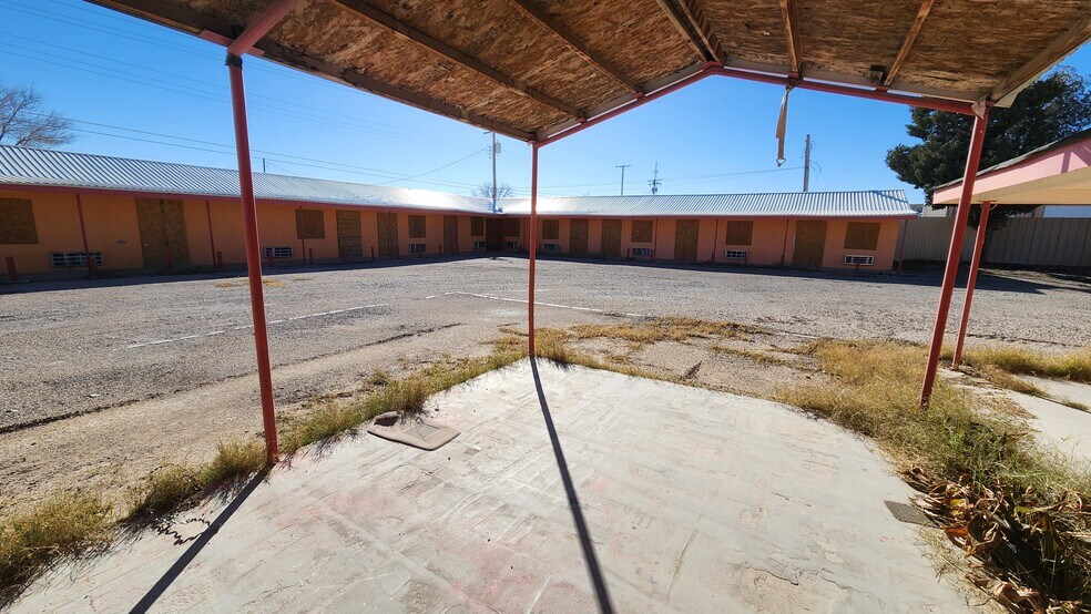 More Photos Of 239 TX-302, Kermit Hotel For Sale