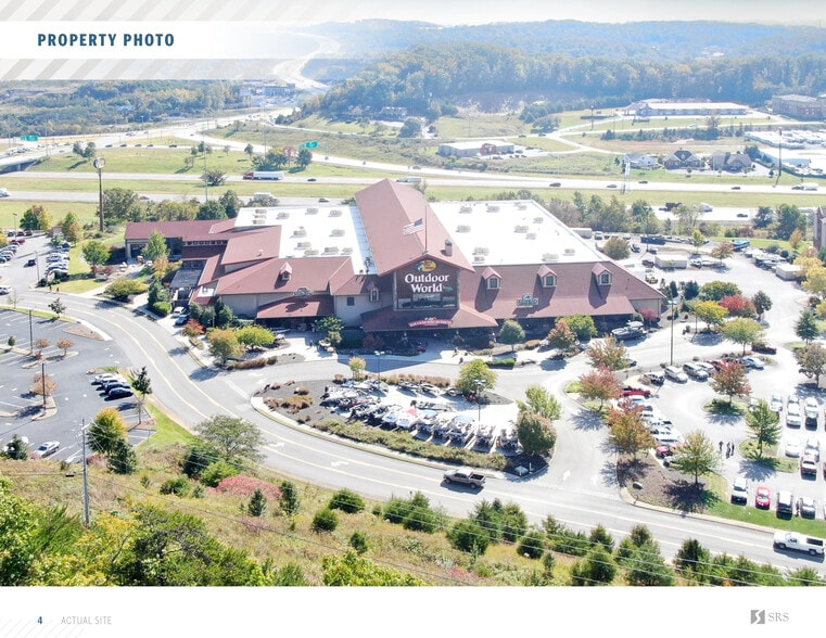 More Photos Of 3629 Outdoor Sportsman Pl, Kodak Department Store For Sale