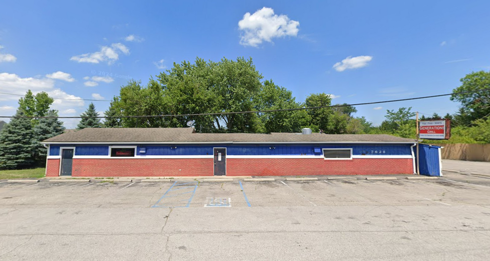 Primary Photo Of 7628 Southeastern Ave, Indianapolis Restaurant For Sale