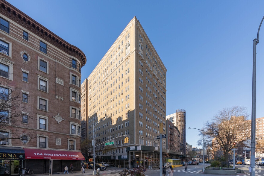 More Photos Of 2721-2729 Broadway, New York Apartments For Lease