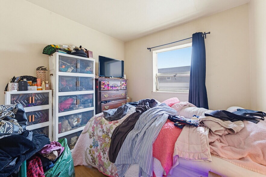 More Photos Of 309-313 W Milwaukee St, Janesville Apartments For Sale