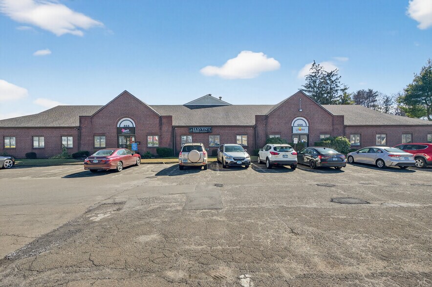 More Photos Of 444 Foxon Rd, East Haven Office For Sale