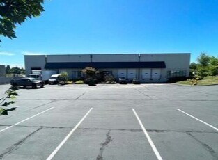 More Photos Of 6750-6770 SW 111th Ave, Beaverton Warehouse For Lease