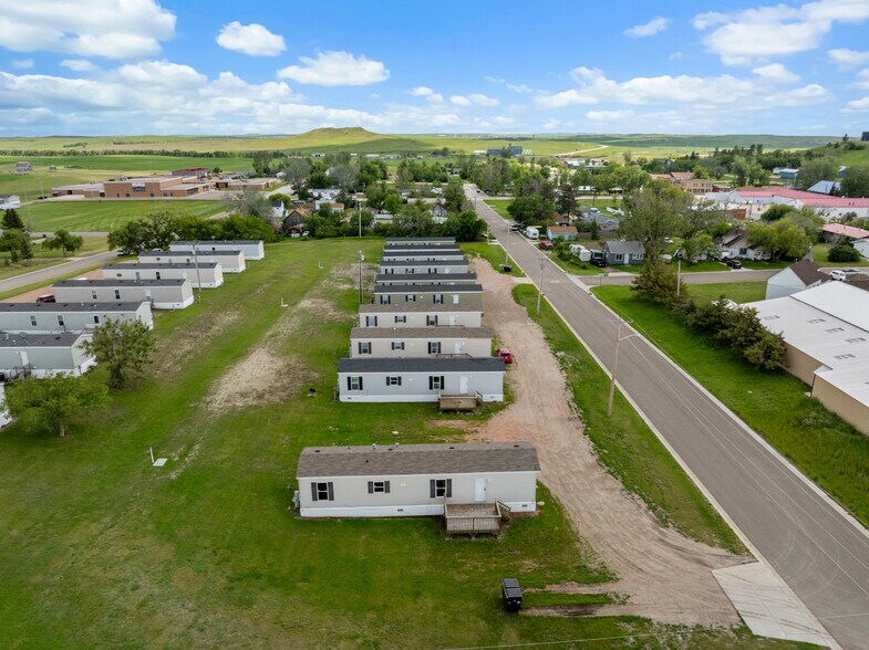 More Photos Of 302 Delaney St, Alexander Manufactured Housing Mobile Home Park For Sale