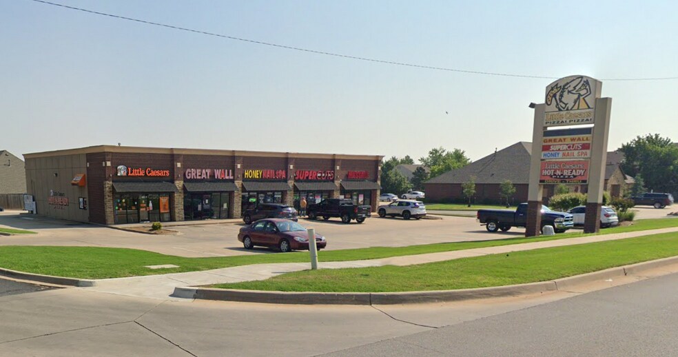 More Photos Of 6911-6919 NW 122nd, Oklahoma City Storefront For Lease