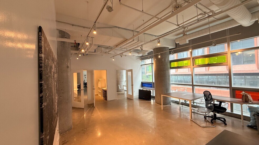 More Photos Of 373-375 King St W, Toronto Apartments For Lease