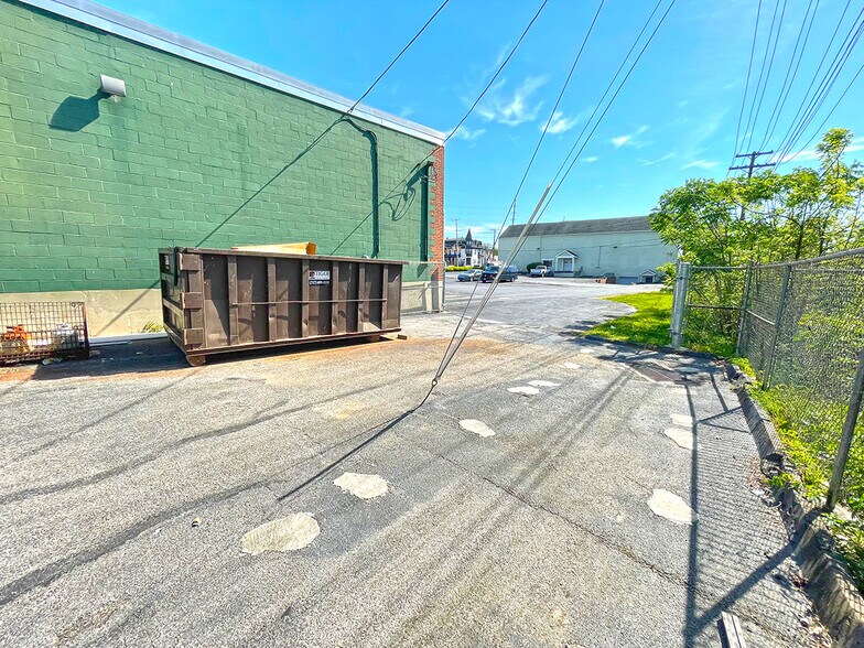More Photos Of 24-26 Parkway Blvd, York Warehouse For Sale
