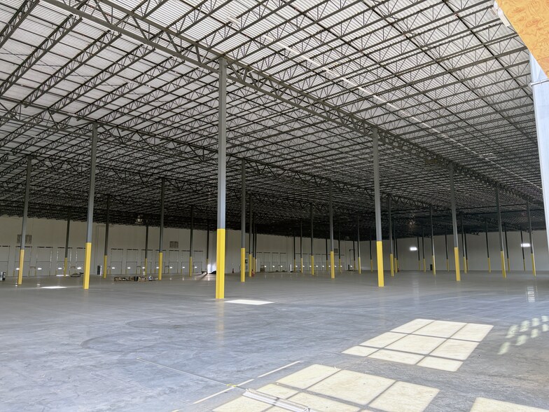 More Photos Of 1690 S Washington Ave, Piscataway Unknown For Lease