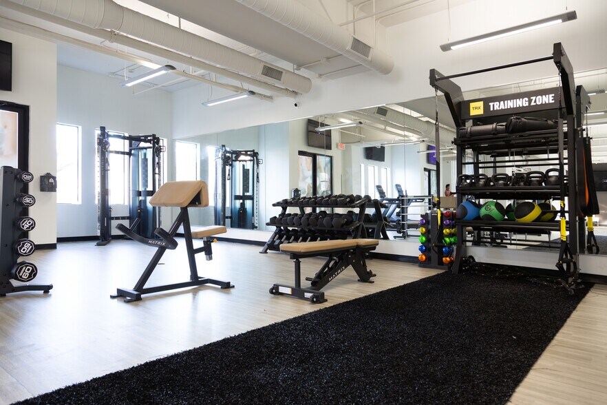 More Photos Of 810 E 7th St, Charlotte Apartments For Lease