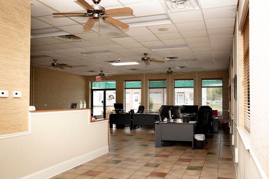 More Photos Of 204 S Main St, Federalsburg Storefront Retail Office For Sale