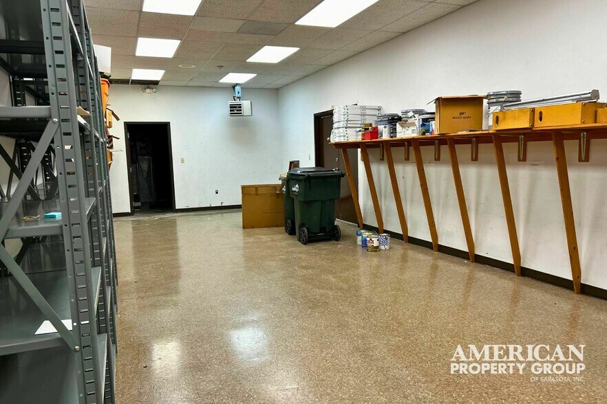 More Photos Of 2100 S Tamiami Trl, Venice Office For Lease