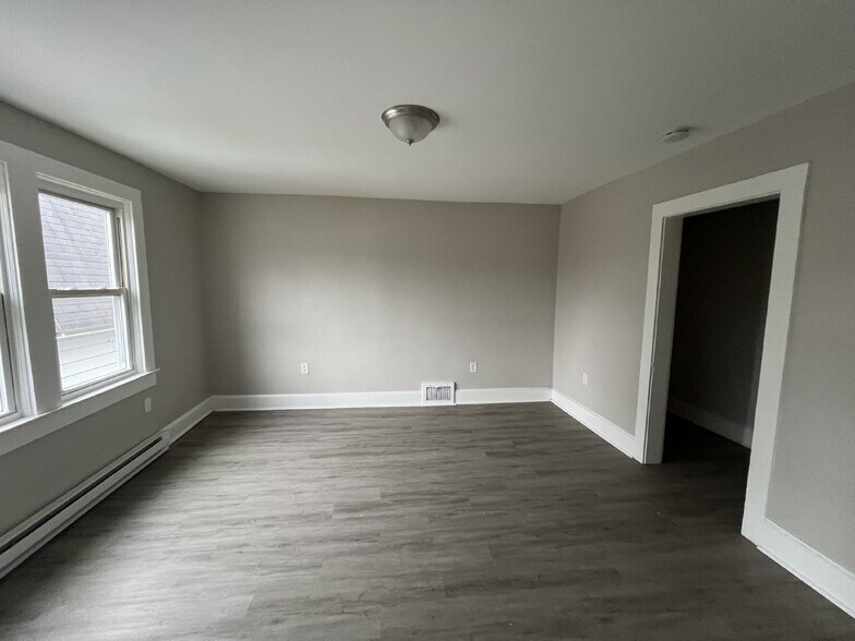 More Photos Of 2 S Empire St, Wilkes Barre Apartments For Sale