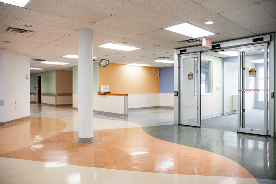 More Photos Of 94 Stevens Rd, Toms River Healthcare For Lease