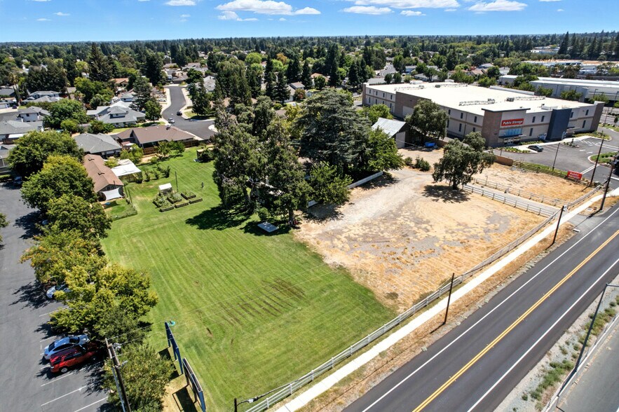 More Photos Of 9455 E Stockton Blvd, Elk Grove Specialty For Sale