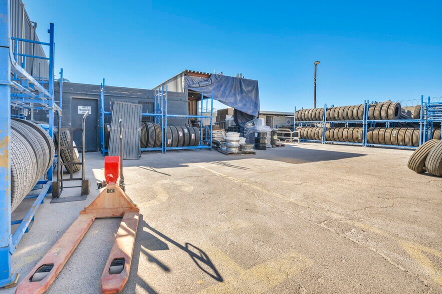 More Photos Of 9275 S Jones Blvd, Las Vegas Industrial For Sale