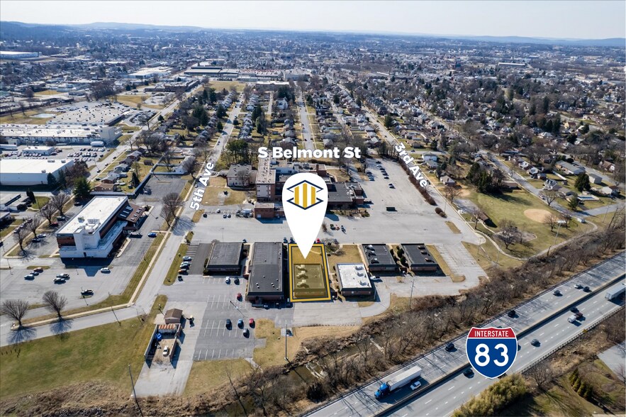 More Photos Of 1784 4th Ave, York Office For Sale