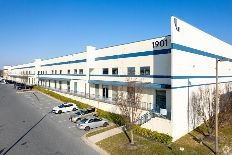 Primary Photo Of 1901 62nd St, Rosedale Warehouse For Lease