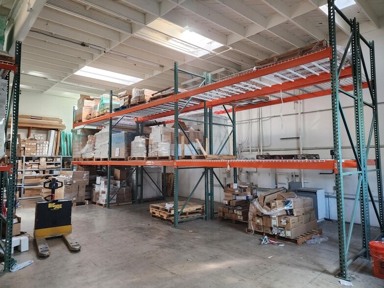 More Photos Of 1140 E Franklin Ave, El Segundo Light Manufacturing For Sale