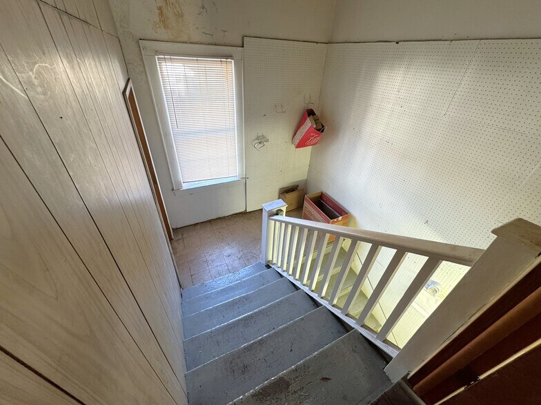 More Photos Of 366 Main St, Grantsville Storefront Retail Office For Sale