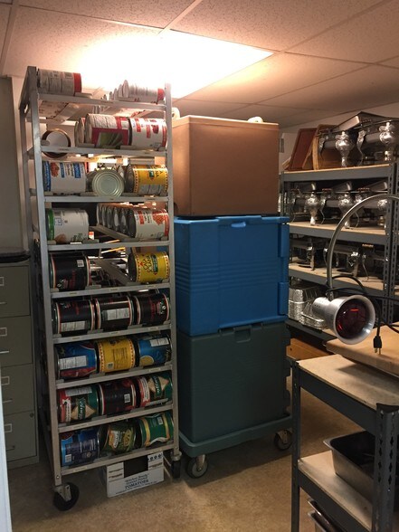 More Photos Of 139 Riverside Dr, Thompson Freestanding For Sale