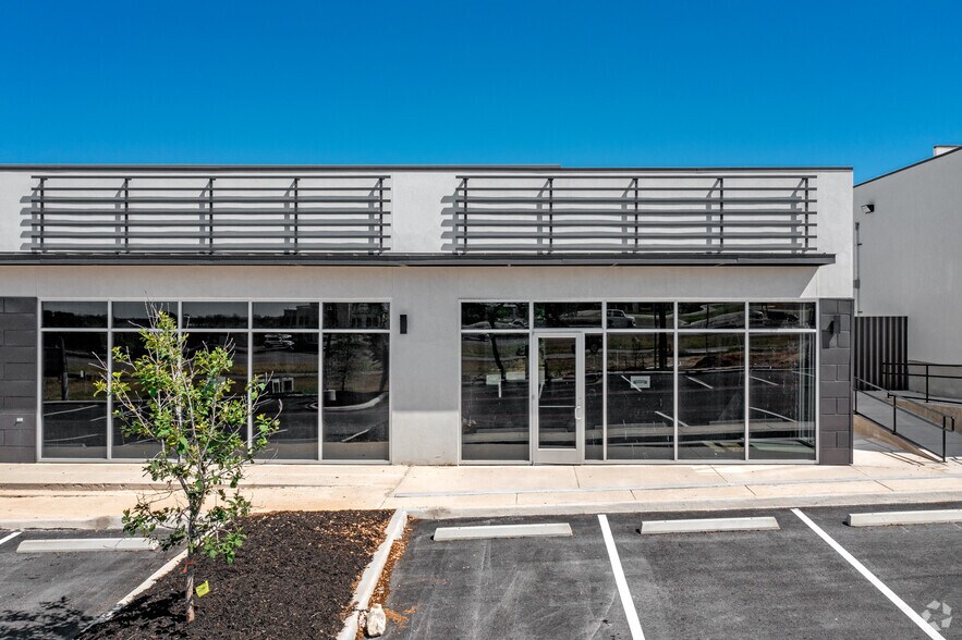 More Photos Of 2703 N Loop W 1604, San Antonio Unknown For Lease