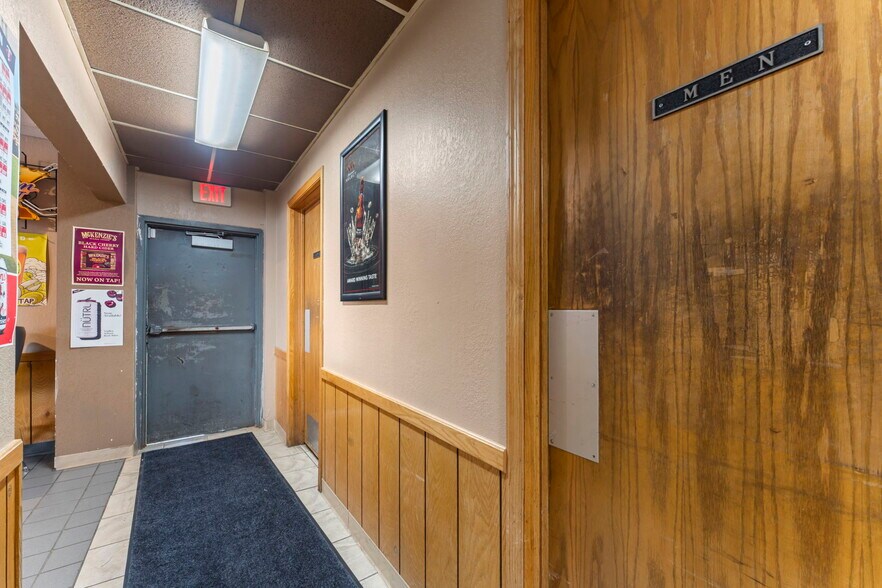 More Photos Of 118 Railroad Ave NE, Mora General Retail For Sale