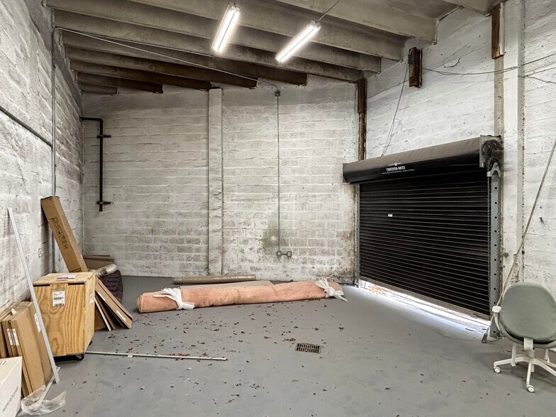 More Photos Of 1101 NW 72nd St, Miami Warehouse For Lease