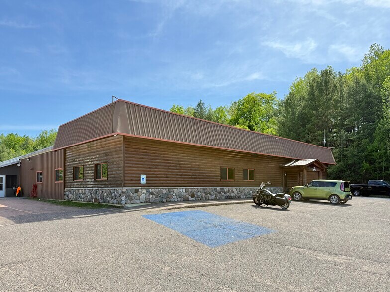 More Photos Of 8085 Highway 51, Minocqua Sports And Entertainment For Sale
