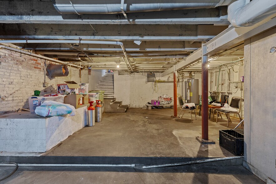 More Photos Of 663 W Pratt St, Baltimore Storefront Retail Residential For Sale