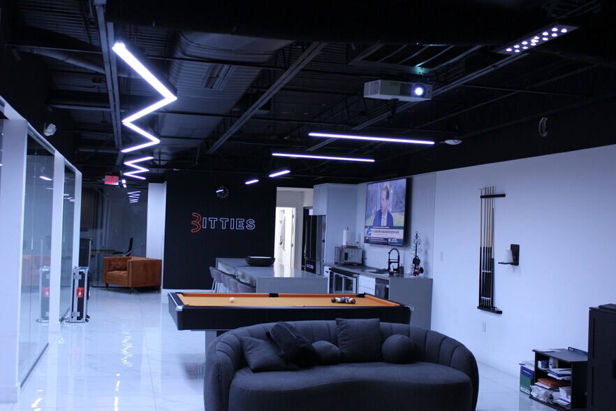 More Photos Of 12626A Dairy Ashford, Sugar Land Industrial For Sale