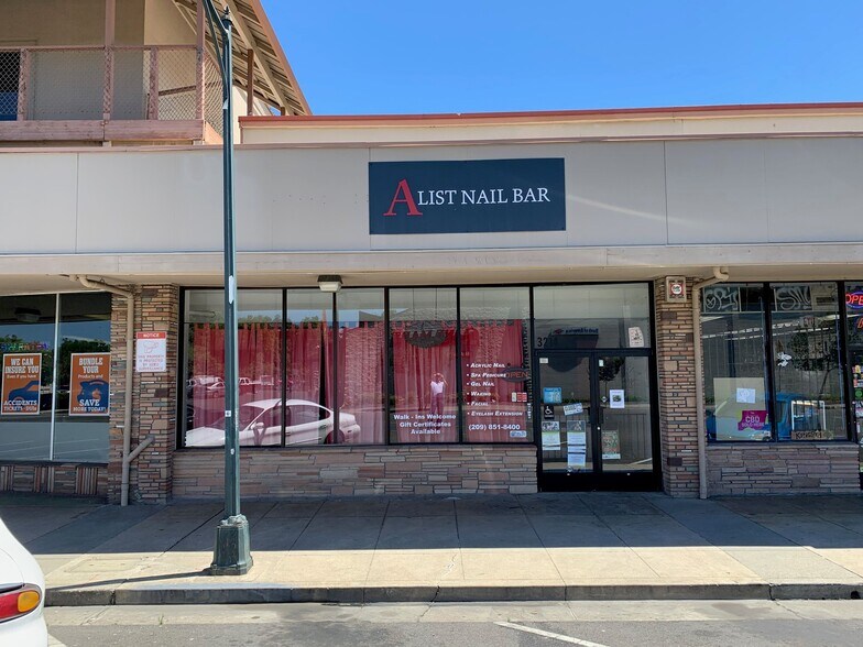 Primary Photo Of 3214 Pacific Ave, Stockton General Retail For Lease