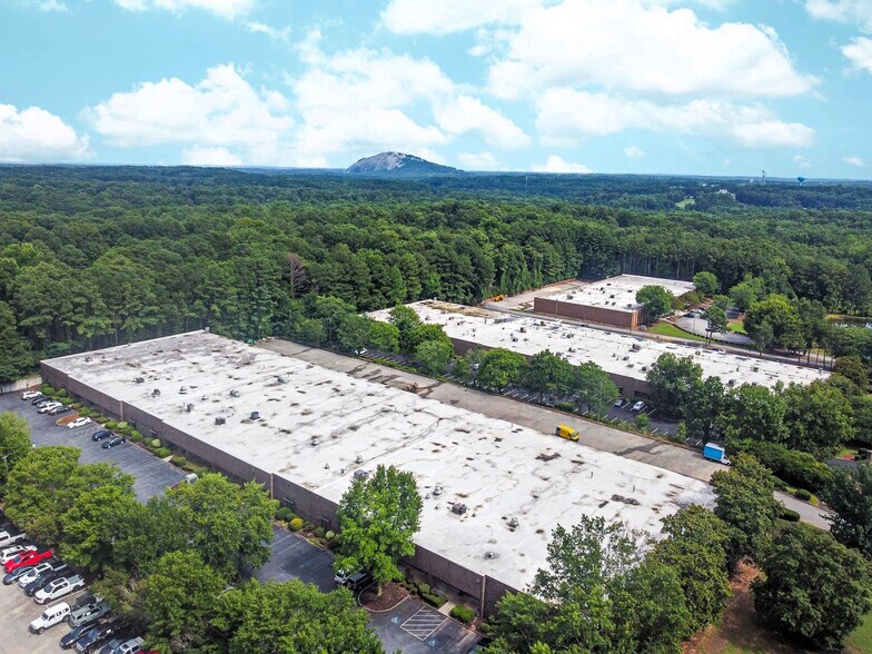 More Photos Of 2189 Flintstone Dr, Tucker Distribution For Lease