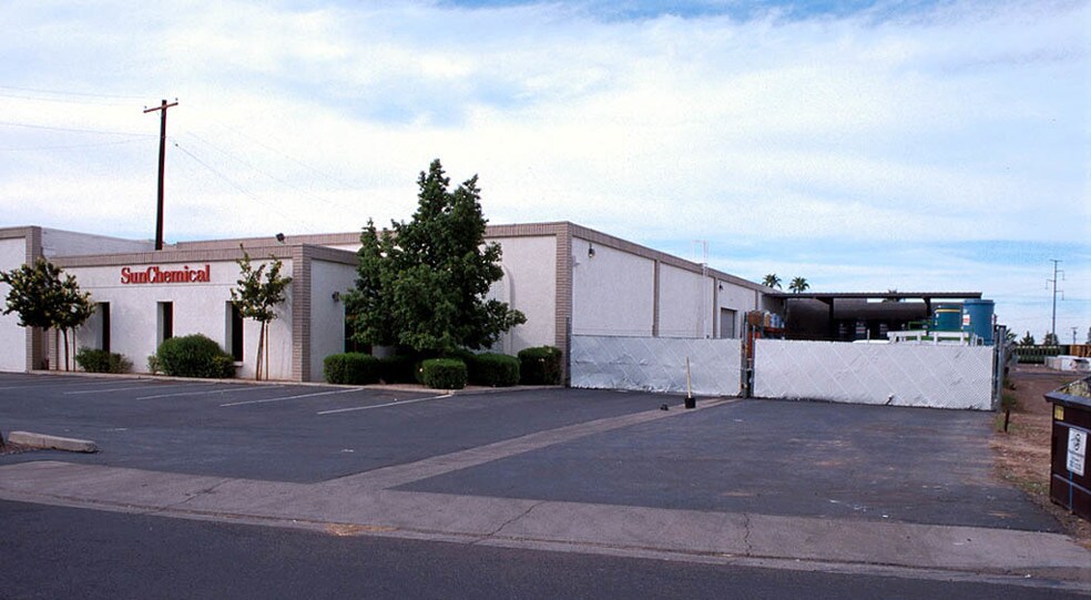 More Photos Of 3422 W Weldon Ave, Phoenix Warehouse For Lease