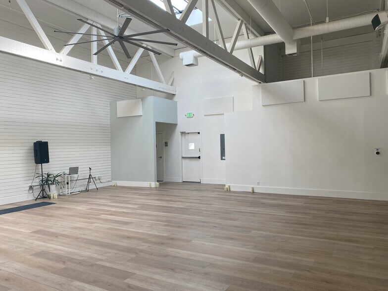 More Photos Of 835 4th St, San Rafael Storefront For Lease