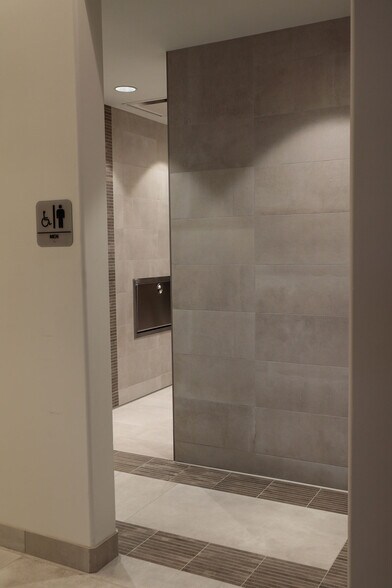 More Photos Of 49869 Calhoun St, Coachella Medical For Sale