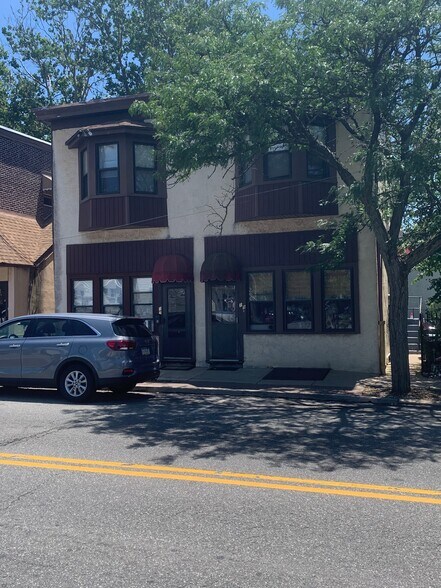 Primary Photo Of 17 W 10th St, Marcus Hook Apartments For Sale