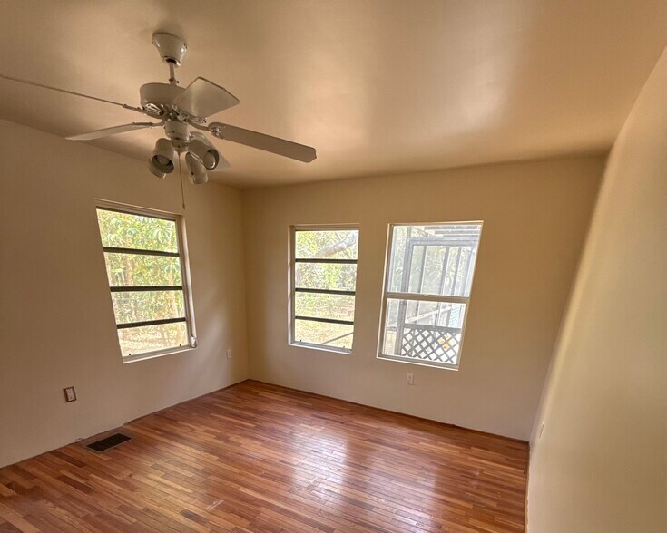 More Photos Of 29199 Livingston Dr, Punta Gorda Multifamily For Sale