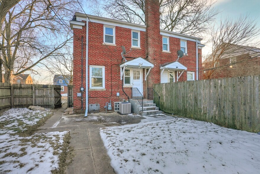 More Photos Of 8206 Highland Pl, Munster Multifamily For Sale