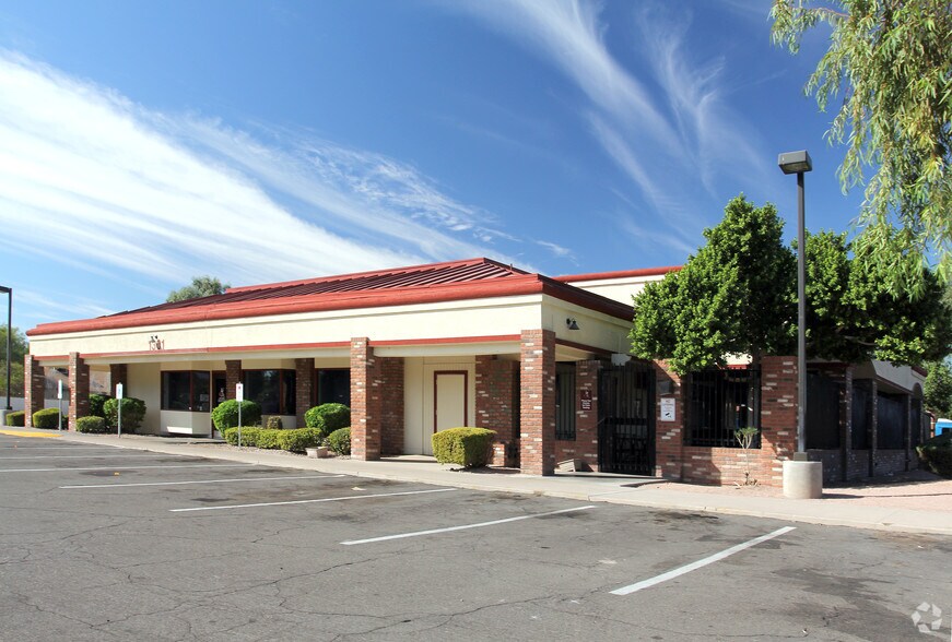More Photos Of 1301 E Broadway Rd, Tempe Restaurant For Sale