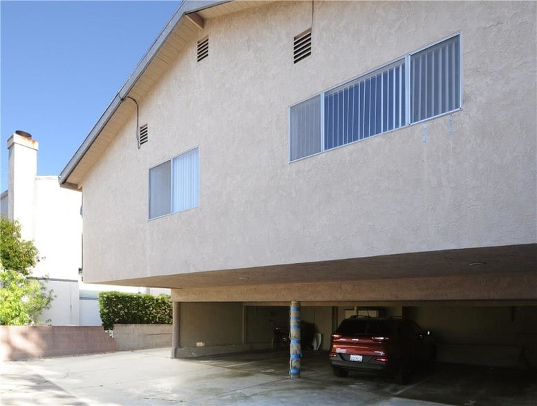 More Photos Of 1136 W 10th St, San Pedro Apartments For Sale