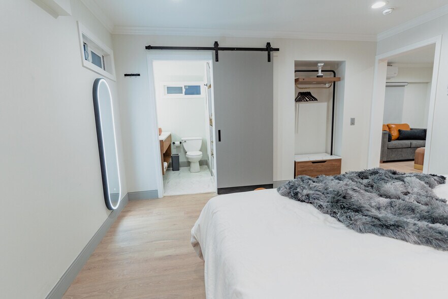 More Photos Of 1107 N Broadway, Santa Maria Hotel For Sale